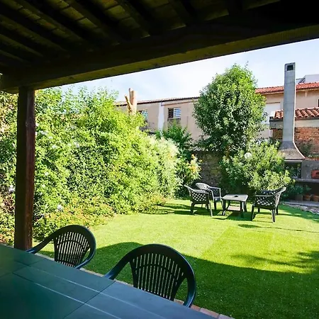 Сasa de vacaciones Maison Anna - Relax In Casa Indipendente Con Giardino In Centro E Free Parking